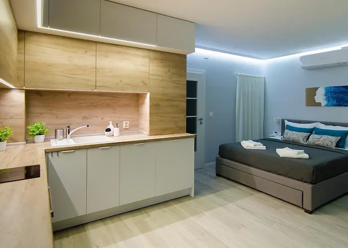 Take A Break * 圣君士坦丁和海伦那