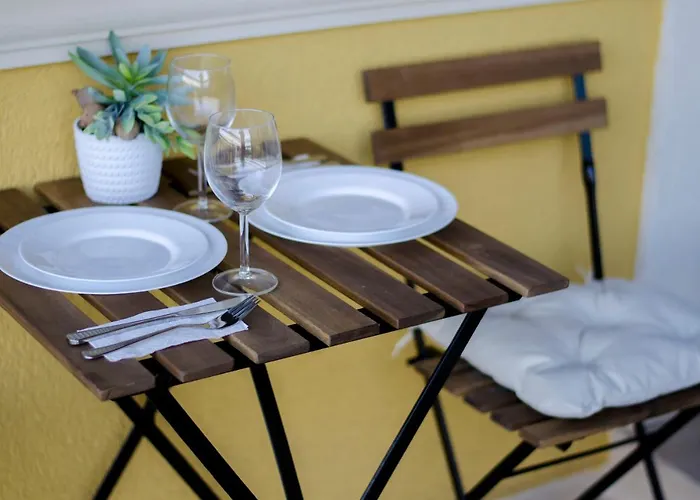 Take A Break * 圣君士坦丁和海伦那